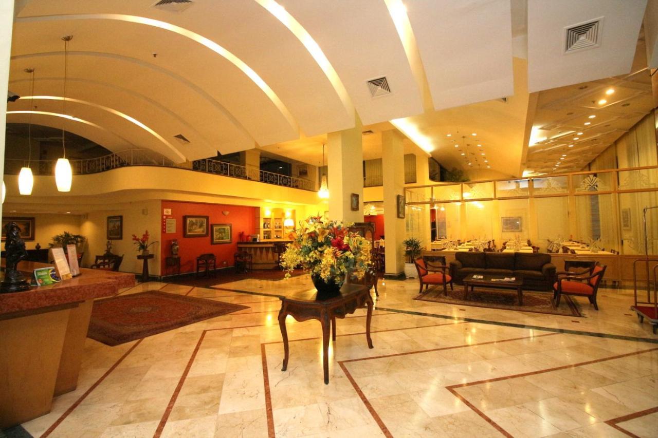 Carlton Plaza São José dos Campos Hotel Exterior foto